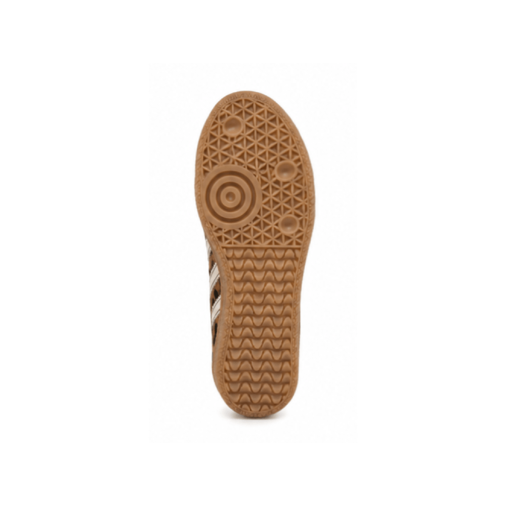 Premium Leopard Print Low-Top Casual Sneakers - Outsole View